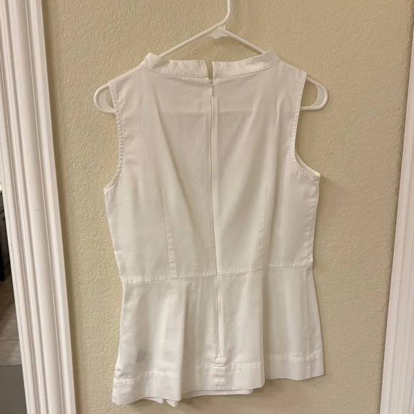Brooks brothers Elegant White Sleeveless Top - Picture 2 of 4